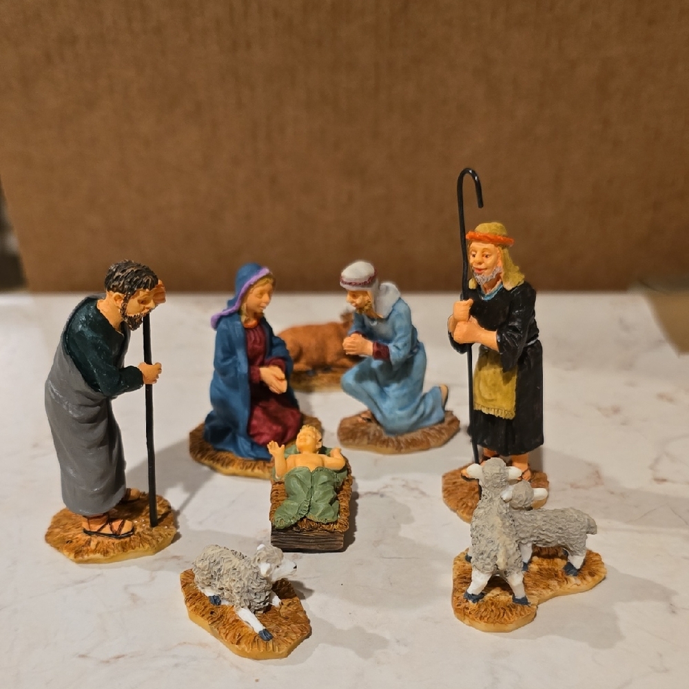 Miniarure Nativity Scene Figurines Set